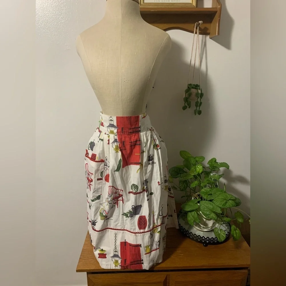 Vintage Handmade Half Apron Mid-Century Novelty Kitchen & Country Store Print